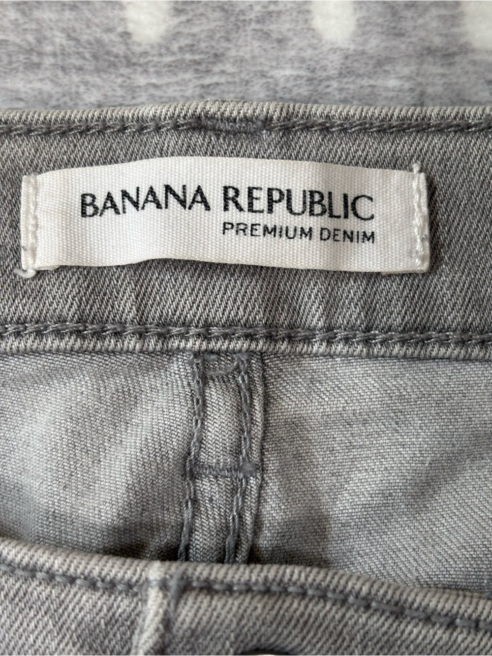 Banana Republic Jeans, Light Gray Skinny Ankle, Subtle Distress Denim, 30x26 - Picture 3 of 11